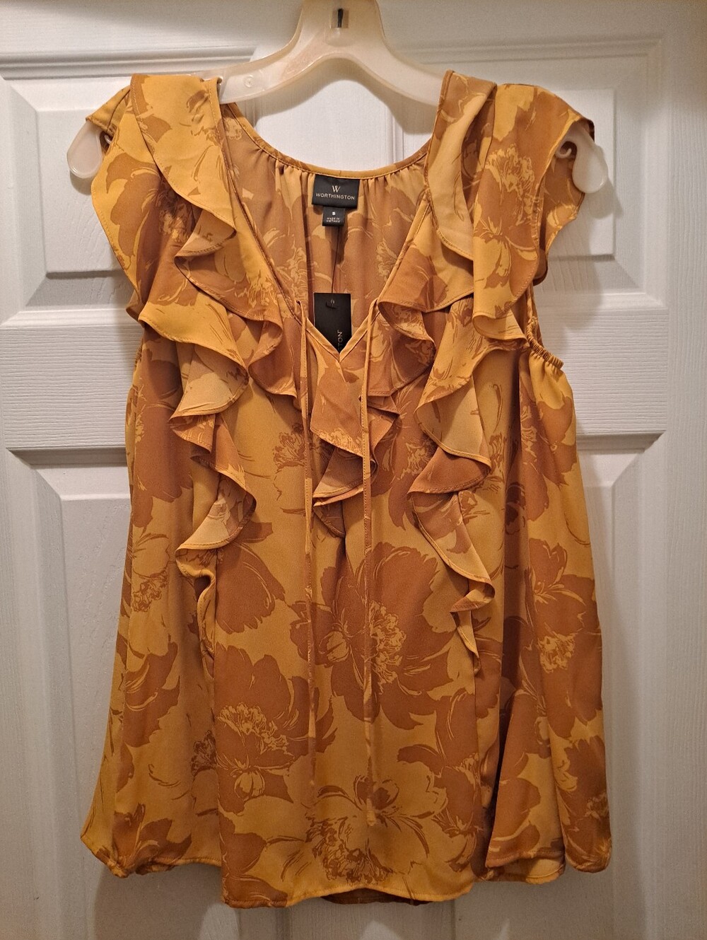 Worthington Gold Floral Ruffle Shell Top